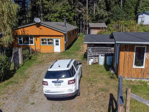 600 Ryans Rd, Sayward, BC 