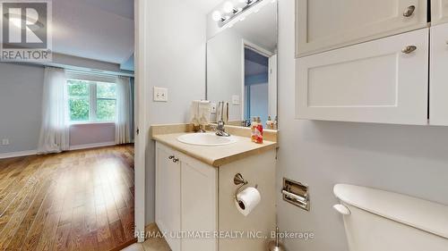 206 - 645 Millwood Road, Toronto (Mount Pleasant East), ON - Indoor Photo Showing Bathroom