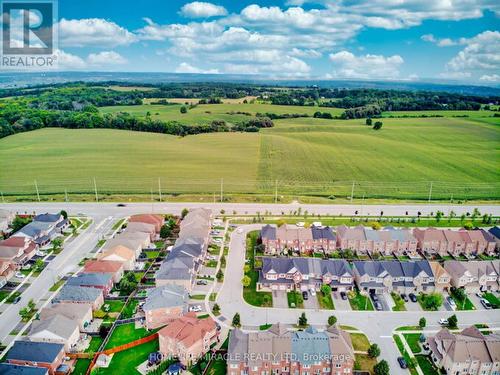 110 Herefordshire Crescent, Newmarket (Woodland Hill), ON - Outdoor With View