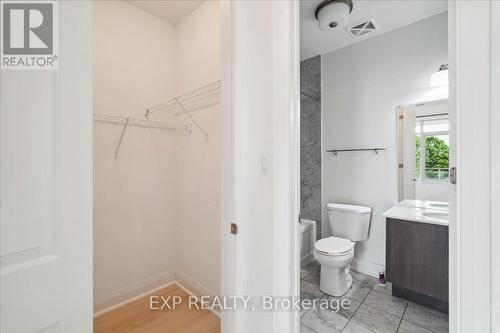 315 - 15277 Yonge Street N, Aurora, ON - Indoor Photo Showing Bathroom