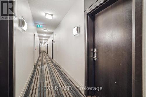 315 - 15277 Yonge Street N, Aurora, ON - Indoor Photo Showing Other Room