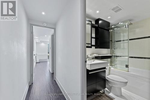 1231 - 33 Harbour Square, Toronto, ON - Indoor Photo Showing Bathroom