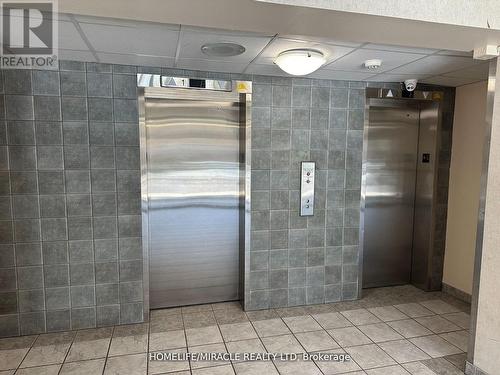 301 - 207 Galloway Road, Toronto (West Hill), ON - Indoor Photo Showing Bathroom