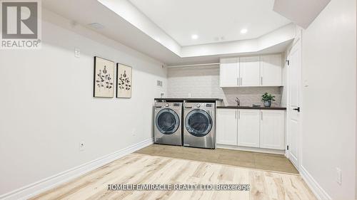 33 Orangeblossom Trail, Brampton (Credit Valley), ON - Indoor Photo Showing Laundry Room