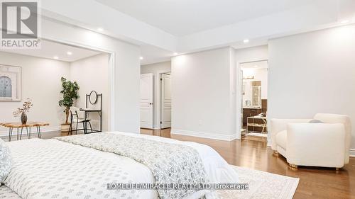 33 Orangeblossom Trail, Brampton (Credit Valley), ON - Indoor Photo Showing Bedroom