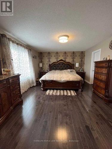 8 Ricardo Road, Brampton, ON - Indoor Photo Showing Bedroom