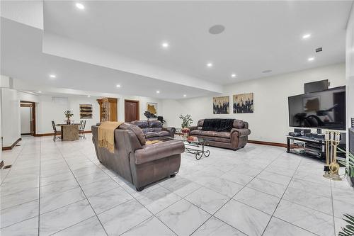 117 Christopher Drive, Hamilton, ON - Indoor