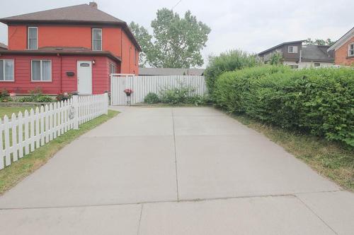 4472 Second Avenue, Niagara Falls, ON - Outdoor