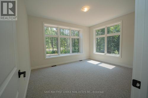 1005 Kingsridge Court, Huntsville, ON - Indoor Photo Showing Other Room