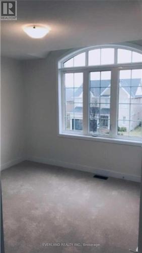 43 Mynden Way, Newmarket, ON - Indoor Photo Showing Laundry Room