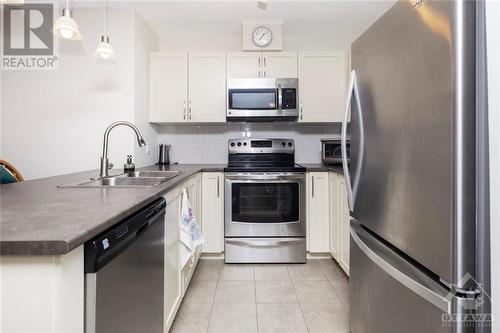 141 Potts Private Unit#309, Ottawa, ON - Indoor Photo Showing Kitchen With Stainless Steel Kitchen With Double Sink