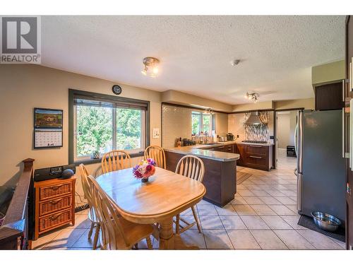 10112 Beavis Place, Summerland, BC - Indoor Photo Showing Dining Room