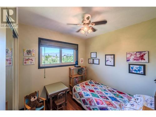 10112 Beavis Place, Summerland, BC - Indoor Photo Showing Bedroom