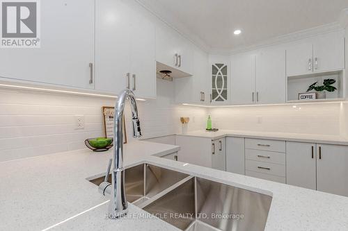 44 Leatherhead Court, Brampton, ON - Indoor Photo Showing Kitchen With Double Sink