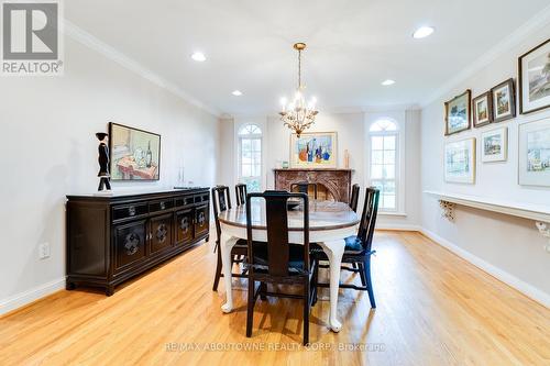 431 Pomona Avenue, Burlington (Roseland), ON - Indoor Photo Showing Dining Room