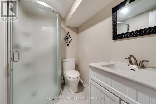 431 Pomona Avenue, Burlington (Roseland), ON - Indoor Photo Showing Bathroom