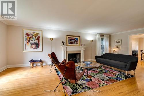 431 Pomona Avenue, Burlington, ON - Indoor Photo Showing Living Room With Fireplace