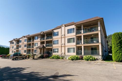 318-1002 Riverside Avenue, Sicamous, BC - Outdoor With Balcony With Facade