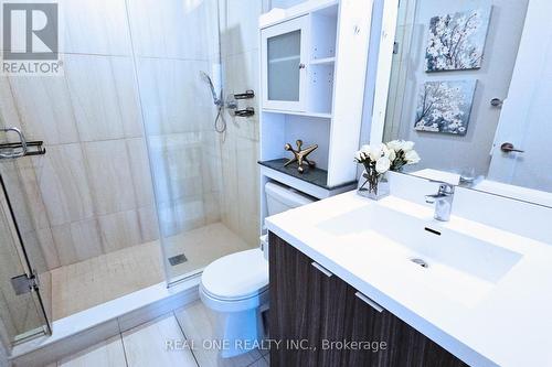 601 - 10 Eva Road, Toronto, ON - Indoor Photo Showing Bathroom