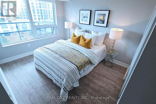 601 - 10 Eva Road, Toronto (Etobicoke West Mall), ON - Indoor Photo Showing Bedroom