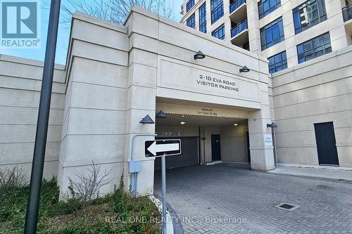 601 - 10 Eva Road, Toronto (Etobicoke West Mall), ON - Outdoor