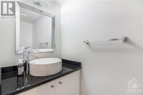 2009 Bergamot Circle, Ottawa, ON - Indoor Photo Showing Bathroom