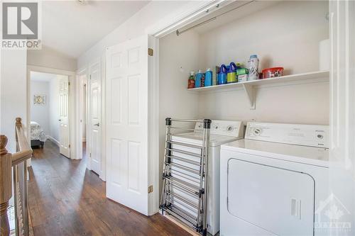 2009 Bergamot Circle, Ottawa, ON - Indoor Photo Showing Laundry Room