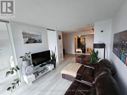 2308 - 33 Charles Street E, Toronto (Church-Yonge Corridor), ON - Indoor Photo Showing Living Room