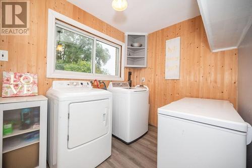 33020 Highway 17 Highway E, Deep River, ON - Indoor Photo Showing Laundry Room