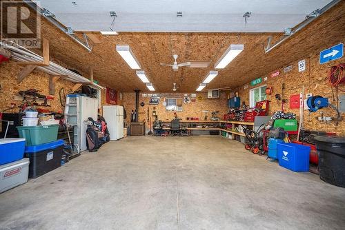 33020 Highway 17 Highway E, Deep River, ON - Indoor Photo Showing Garage