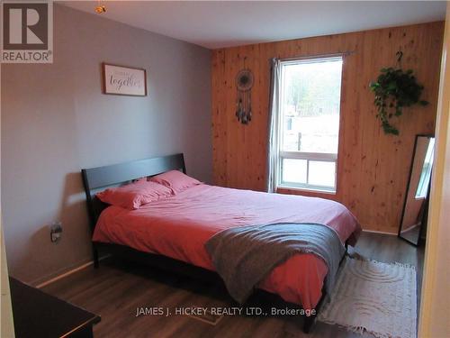 33020 Highway 17 E, Deep River, ON - Indoor Photo Showing Bedroom