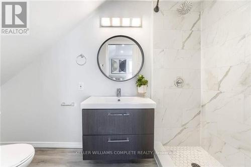 47 Garner Avenue, Welland, ON - Indoor Photo Showing Bathroom