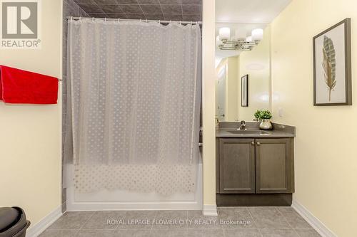 602 - 58 Adam Sellers Street, Markham (Cornell), ON - Indoor Photo Showing Bathroom