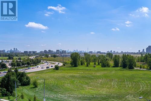 708 - 1070 Sheppard Avenue W, Toronto, ON - Outdoor With View