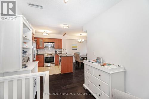 708 - 1070 Sheppard Avenue W, Toronto, ON - Indoor Photo Showing Kitchen