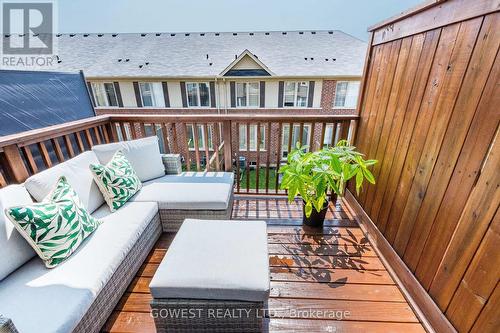 396 Belcourt Common, Oakville, ON - Outdoor With Deck Patio Veranda