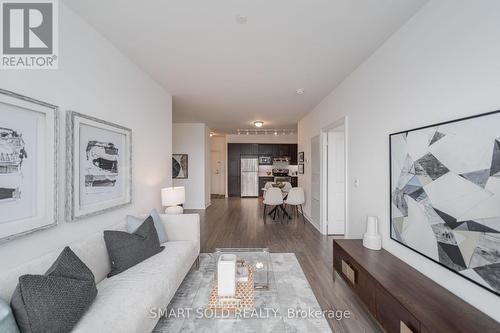 1115 - 33 Clegg Road, Markham, ON - Indoor Photo Showing Living Room