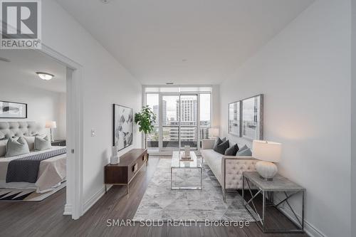 1115 - 33 Clegg Road, Markham, ON - Indoor Photo Showing Living Room