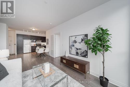 1115 - 33 Clegg Road, Markham, ON - Indoor Photo Showing Living Room