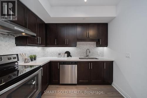 1115 - 33 Clegg Road, Markham (Unionville), ON - Indoor Photo Showing Kitchen With Double Sink