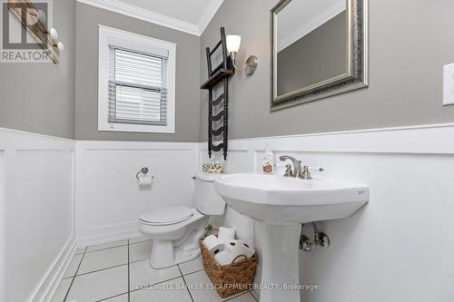 121 Dairy Drive, Halton Hills (Acton), ON - Indoor Photo Showing Bathroom