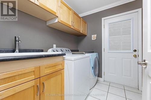 121 Dairy Drive, Halton Hills (Acton), ON - Indoor Photo Showing Laundry Room