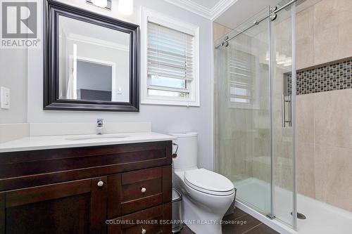 121 Dairy Drive, Halton Hills (Acton), ON - Indoor Photo Showing Bathroom