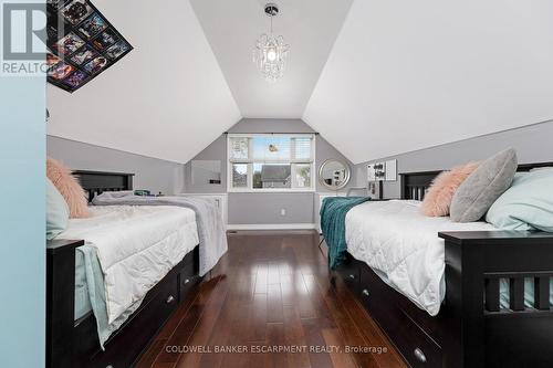 121 Dairy Drive, Halton Hills (Acton), ON - Indoor Photo Showing Bedroom