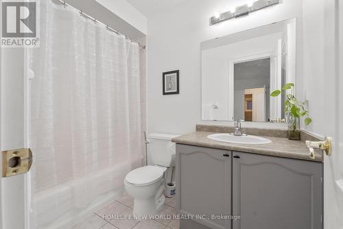 1033 Copperfield Drive, Oshawa (Eastdale), ON - Indoor Photo Showing Bathroom