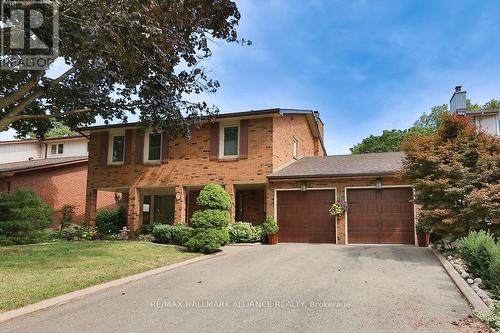 27 Arkendo Drive, Oakville, ON - Outdoor