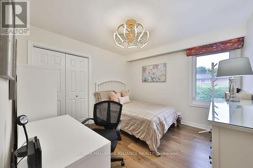 27 Arkendo Drive, Oakville (Eastlake), ON - Indoor Photo Showing Bedroom