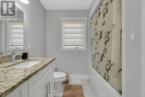 129 Tuscany Trail, Chatham-Kent (Chatham), ON - Indoor Photo Showing Bathroom