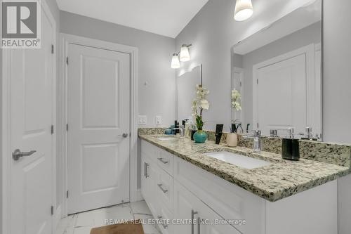 129 Tuscany Trail, Chatham-Kent (Chatham), ON - Indoor Photo Showing Bathroom