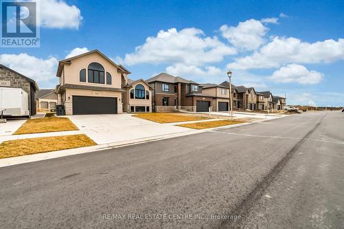 129 Tuscany Trail, Chatham-Kent (Chatham), ON - Outdoor With Facade